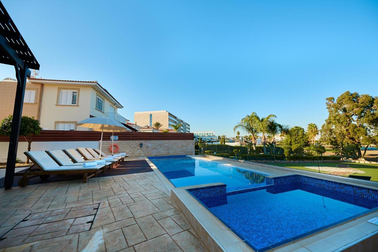 Beach Front Bella Vista By Ezoria Villas Protaras Ngoại thất bức ảnh