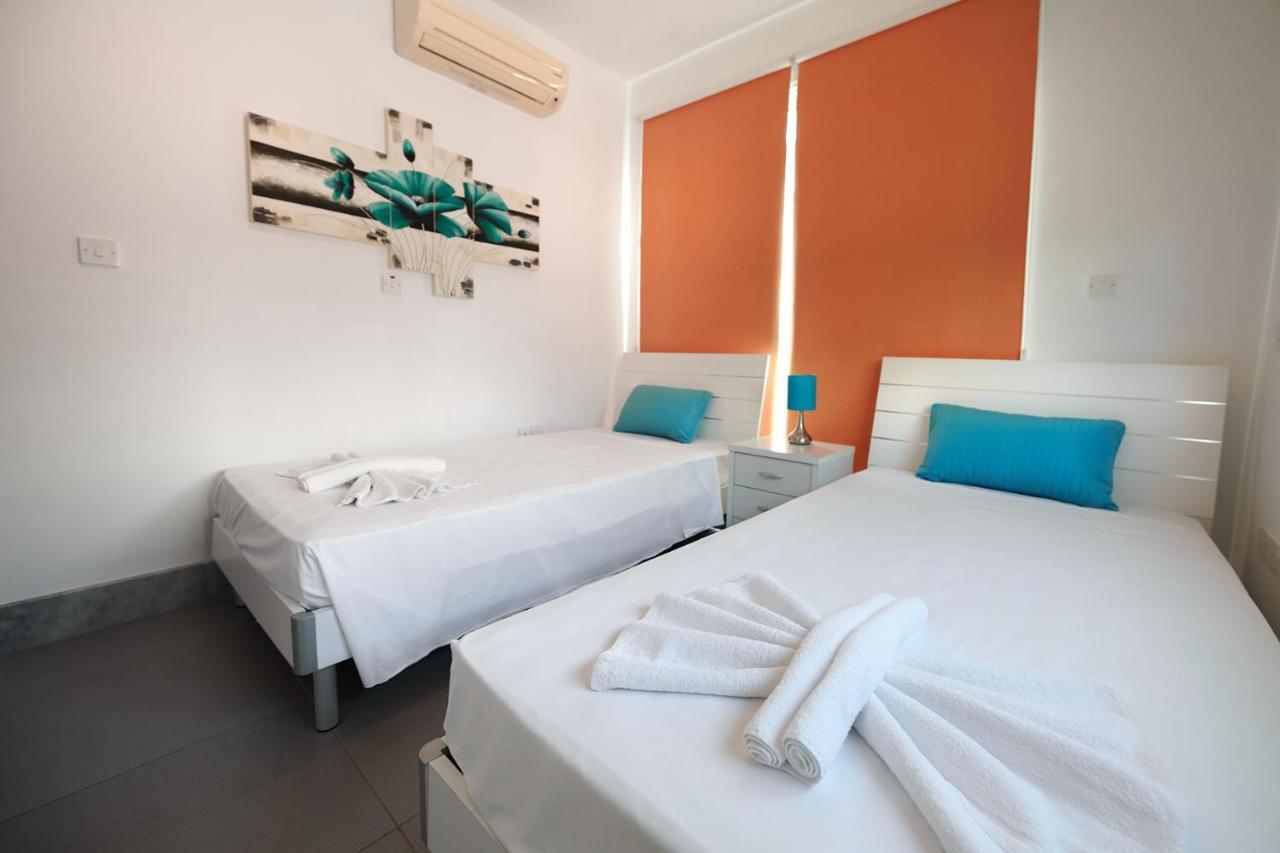 Beach Front Bella Vista By Ezoria Villas Protaras Ngoại thất bức ảnh