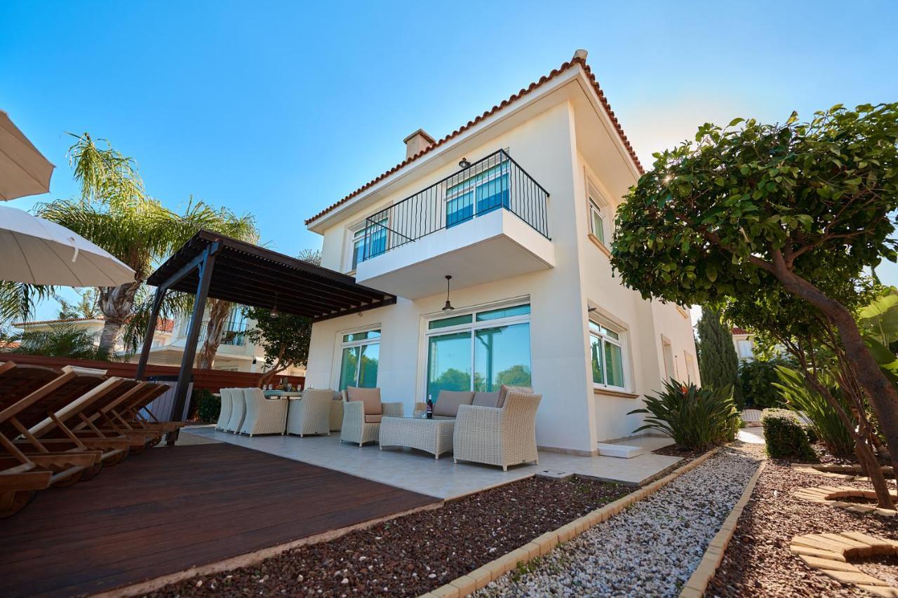 Beach Front Bella Vista By Ezoria Villas Protaras Ngoại thất bức ảnh
